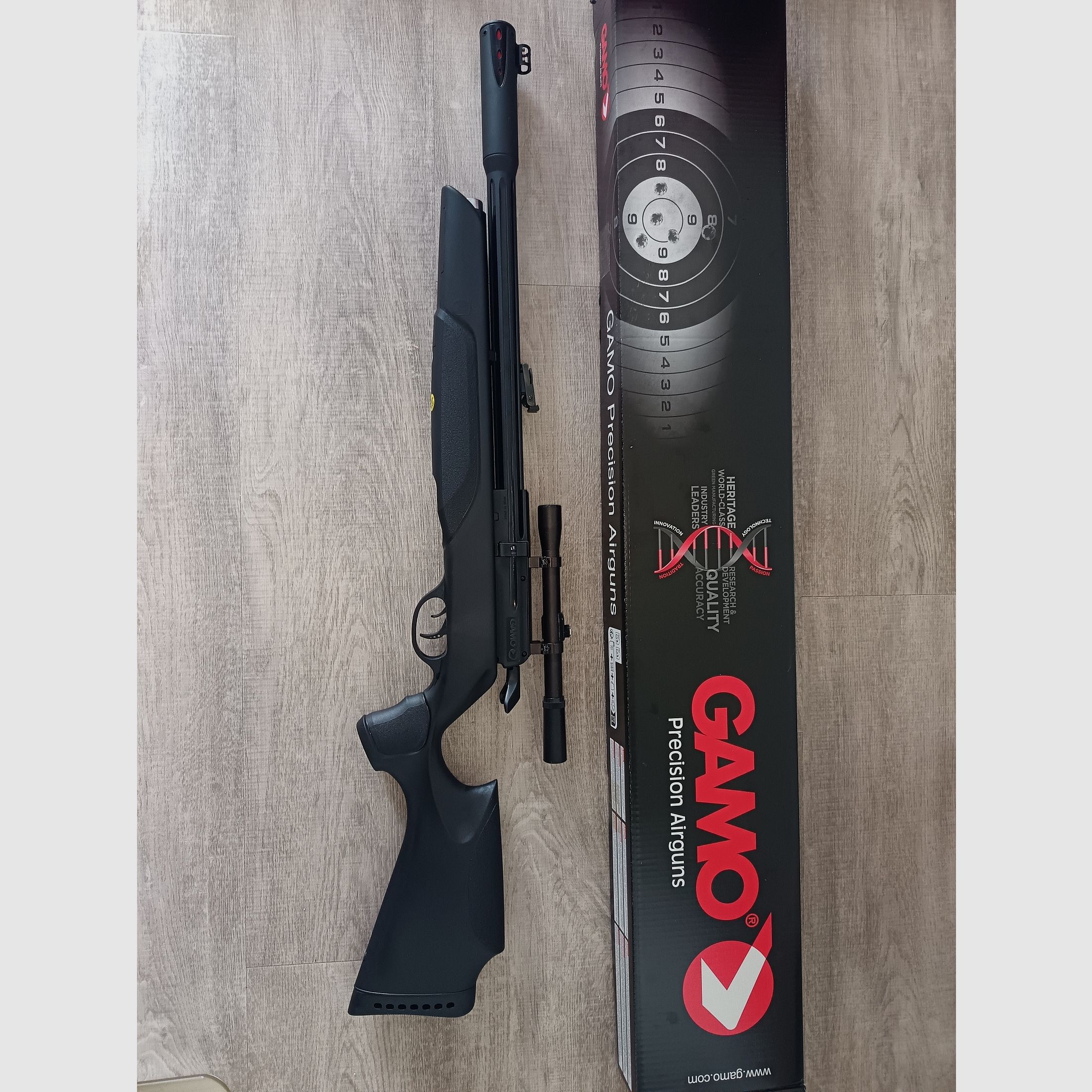 Gamo Arrow mit 4x20 und 300 bar Pumpe Neuwertig 