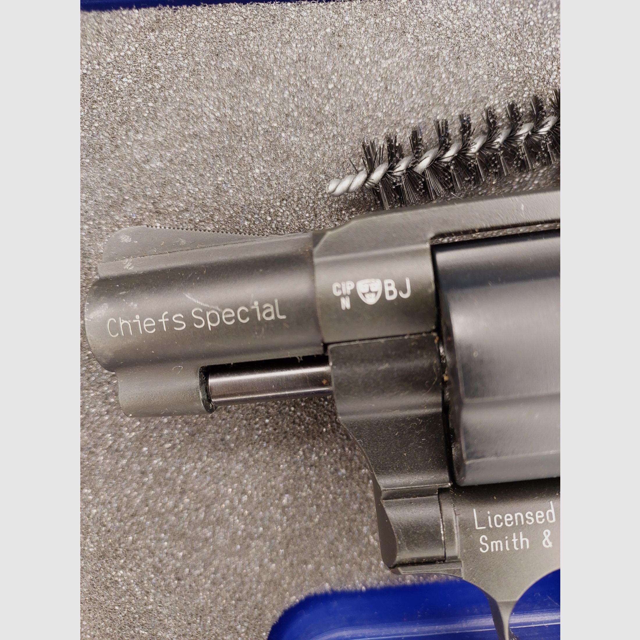 Smith & Wesson Chiefs Special blank firing revolver caliber 9mm R.K. black (PTB 794)