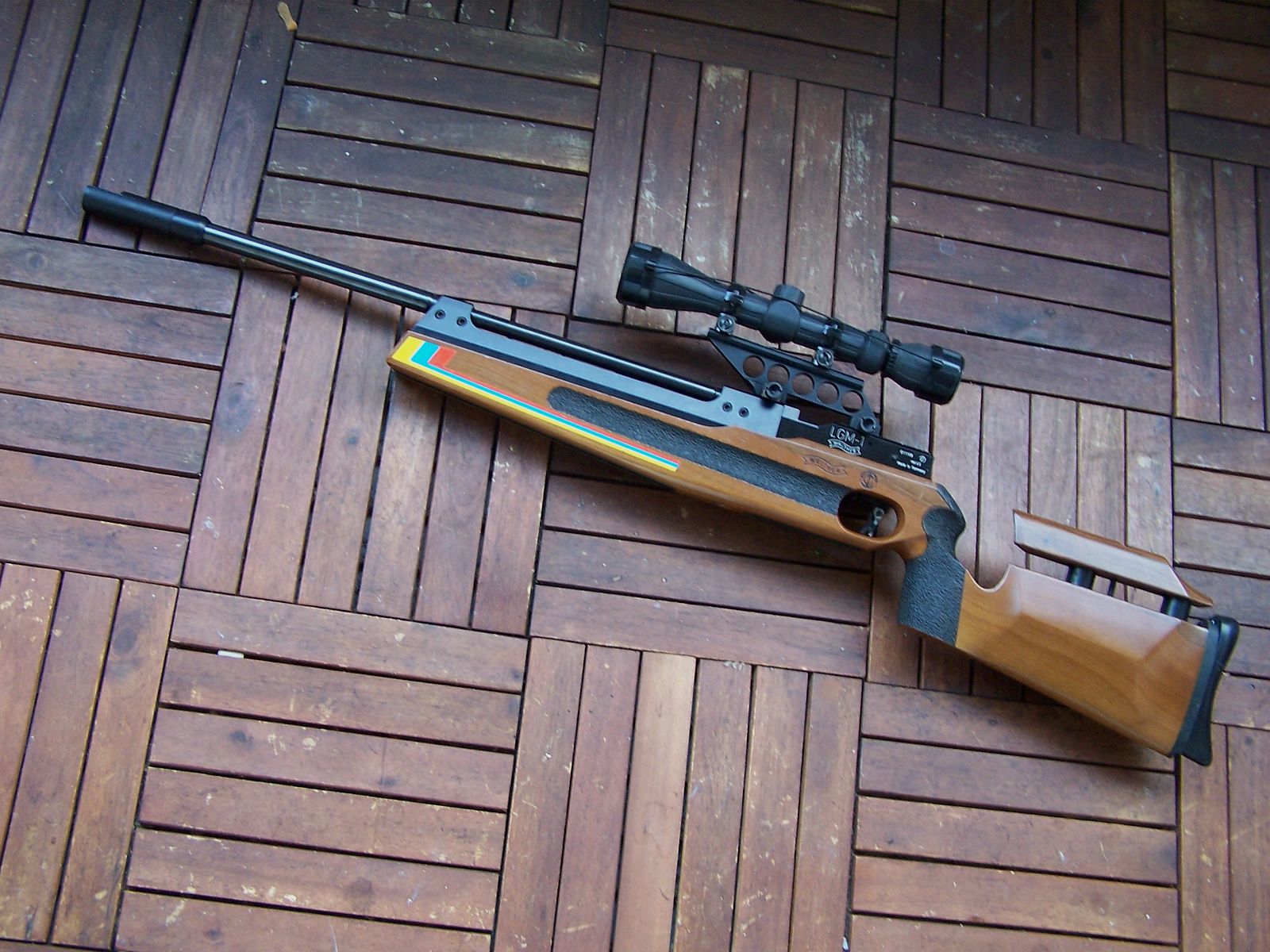 Walther LGM-1 Matchluftgewehr, Bild 1 von 10