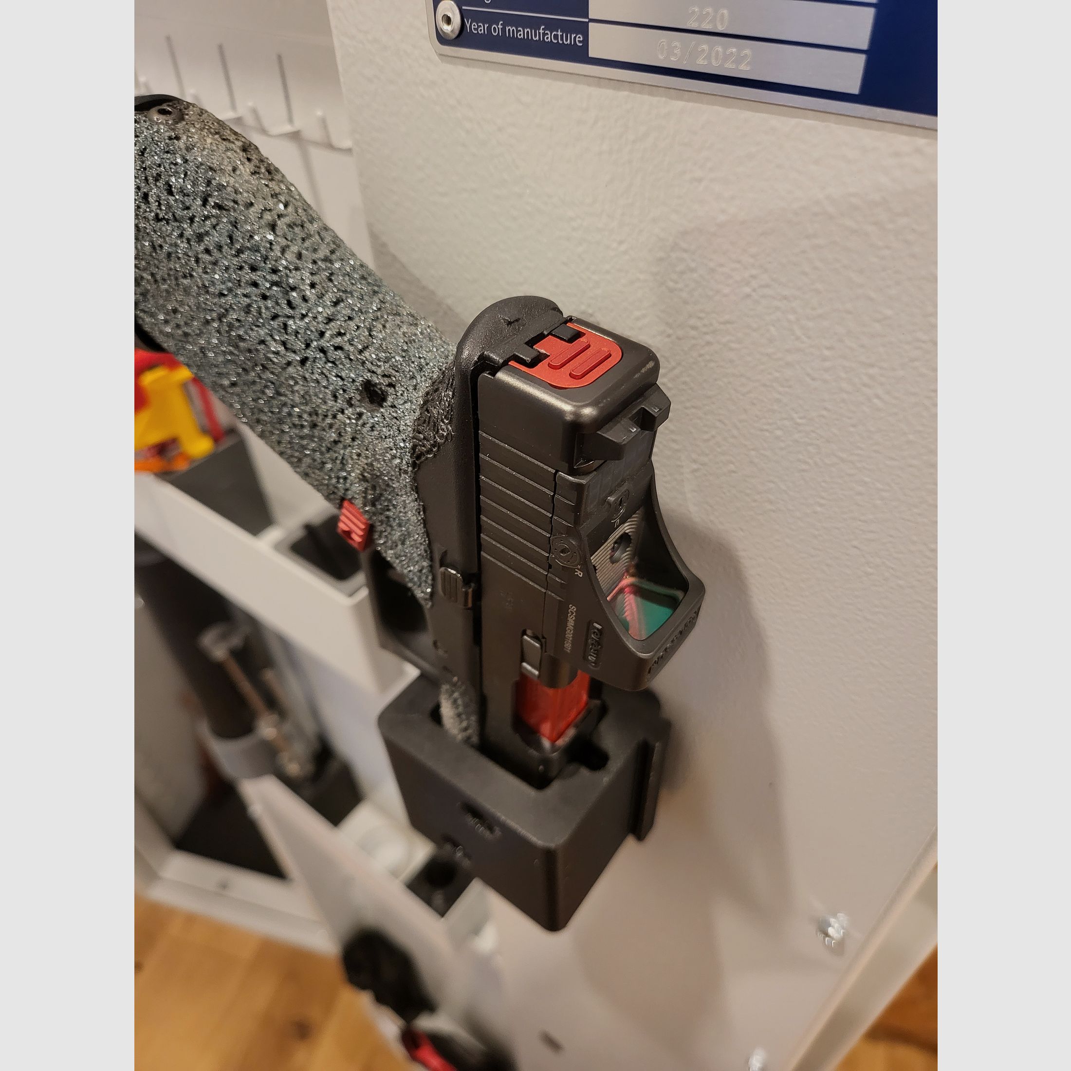 Pistool KURZWAFFE houder universele wapenkluis organizer magnetisch antislip