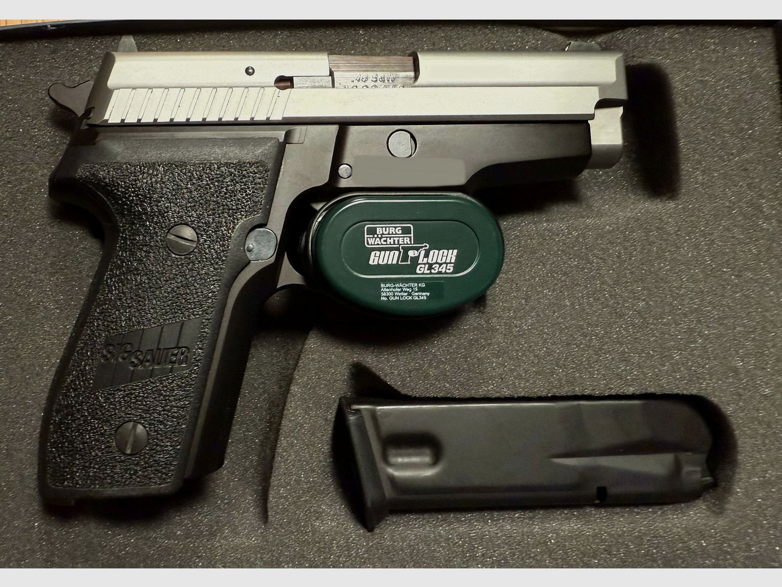 SIG SAUER P229 40S&W