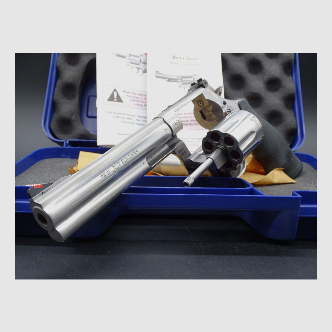Smith & Wesson S&W 686 - 6 Kaliber .357 Magnum 6" NEUWAFFE 686-6