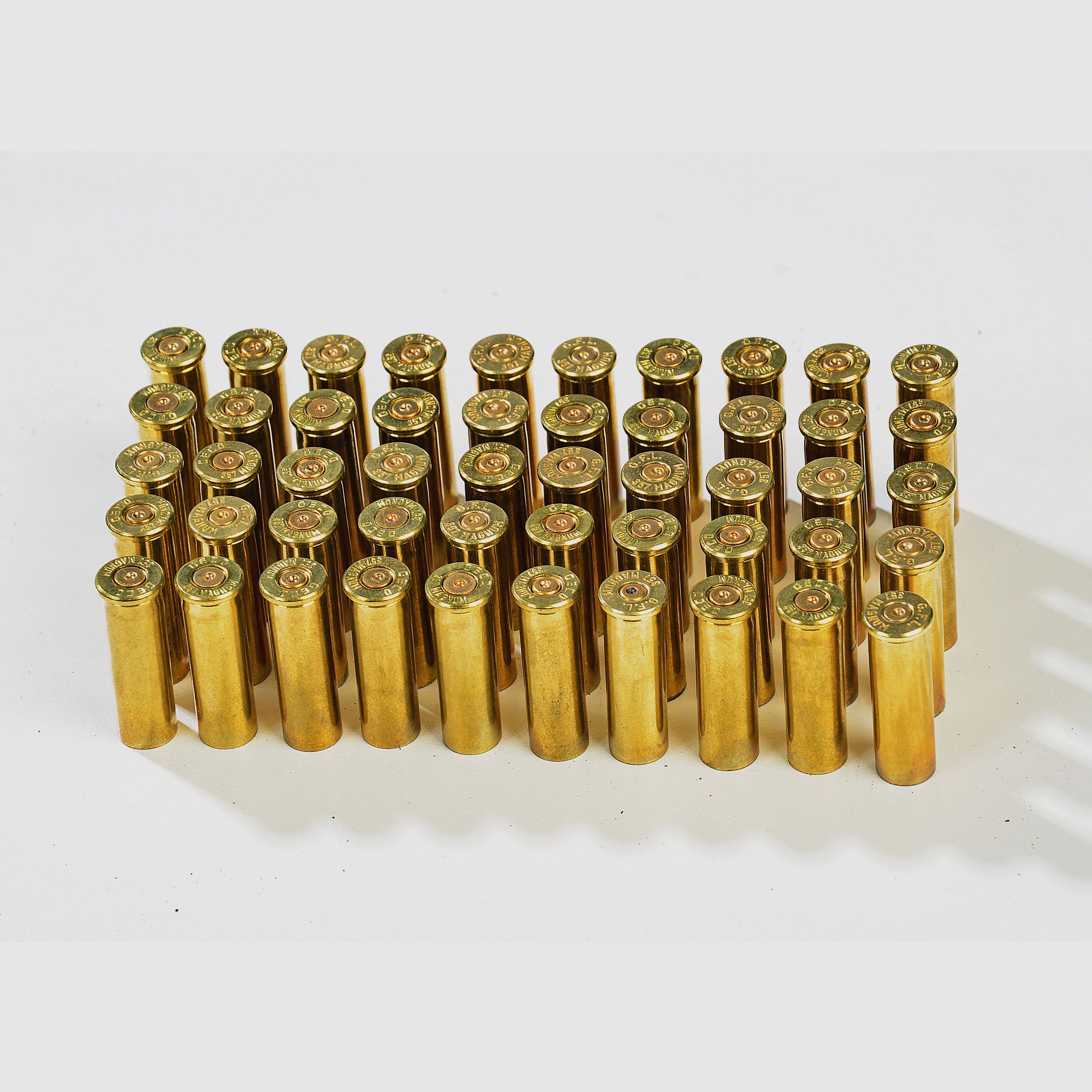 50 Patronenhülsen .357  Magnum