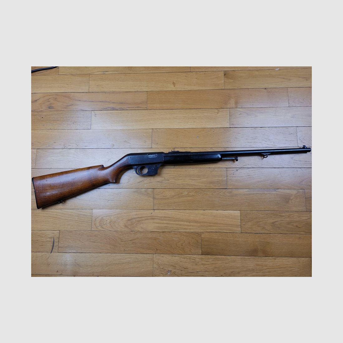 Mooie semi-automatische geweer Unique V49 – .22LR – magazijn – Wapenfabriek van de Pyreneeën – Hendaye – TBE, afbeelding 3 van 13