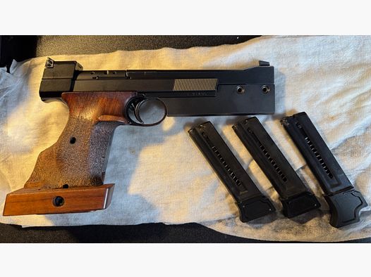 Pistolet de sport Hämmerli 215 22 lr avec 3 chargeurs