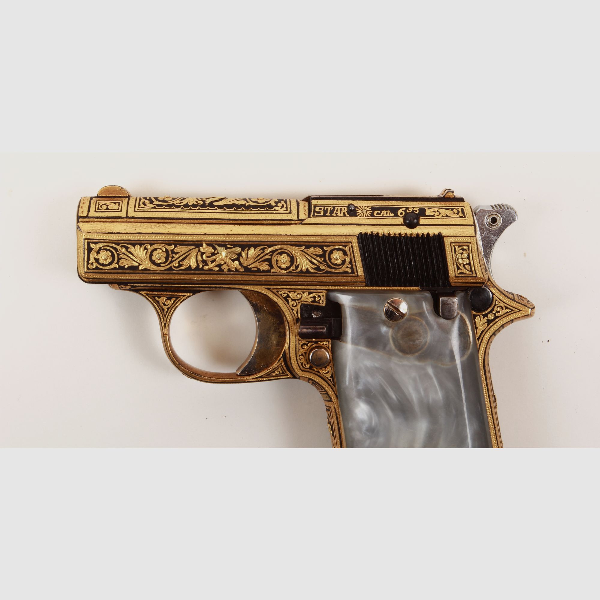Pistola de bolsillo de lujo modelo Star E                                           Artículo 14768