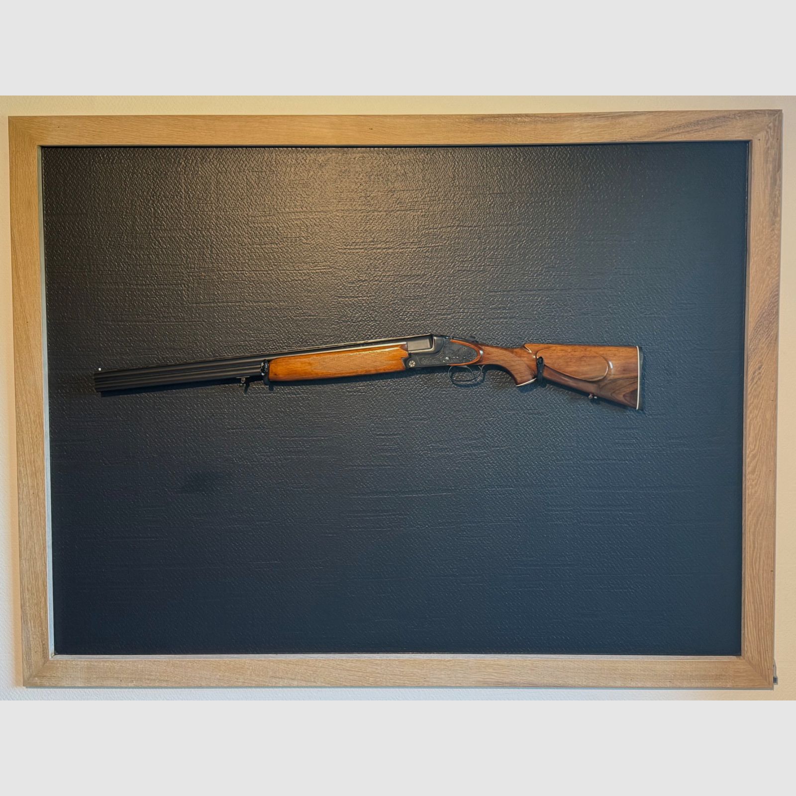 Good double-barrel shotgun: CZ caliber 12/70 with side locks & single trigger