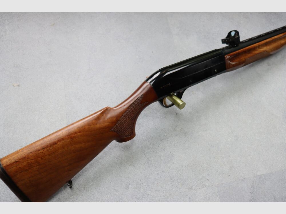 halbautomatische Flinte Benelli Manchino mit Reddot Manchino Auswurf Links