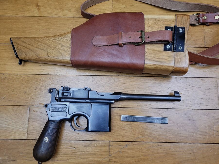 Bardzo ładny pistolet C96 Mauser – legendarna broń – Produkcja Mauser Oberndorf A/M około 1913 – 7,63 Mauser – Futerał na kolbę do strzelania i transportu – TBE +, zdjęcie 2 z 24
