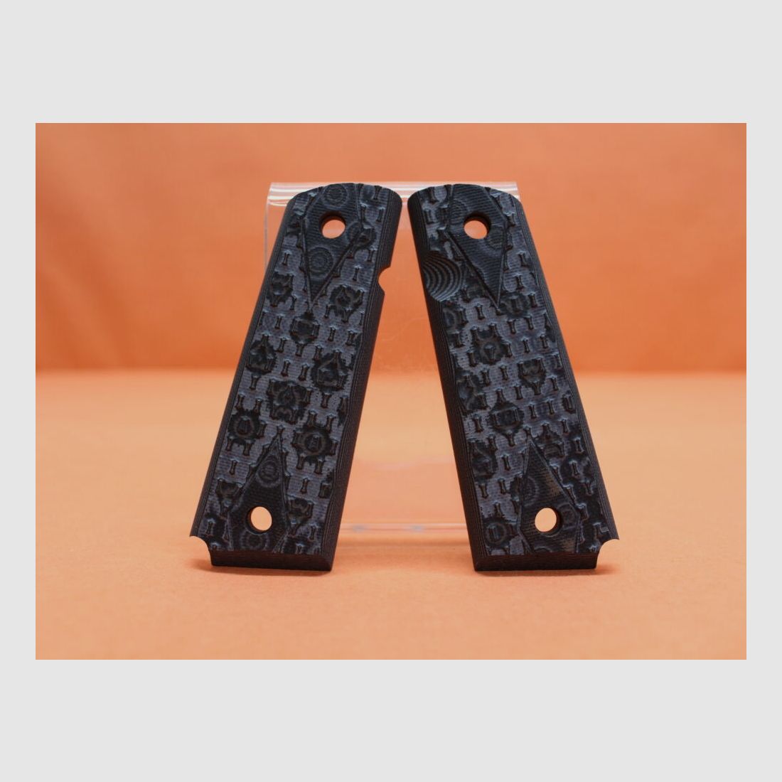 HOGUE Colt 1911: Grip panels HOGUE (01407-BLKGRY) G10 (laminate) G-Mascus Chain Link gray/black