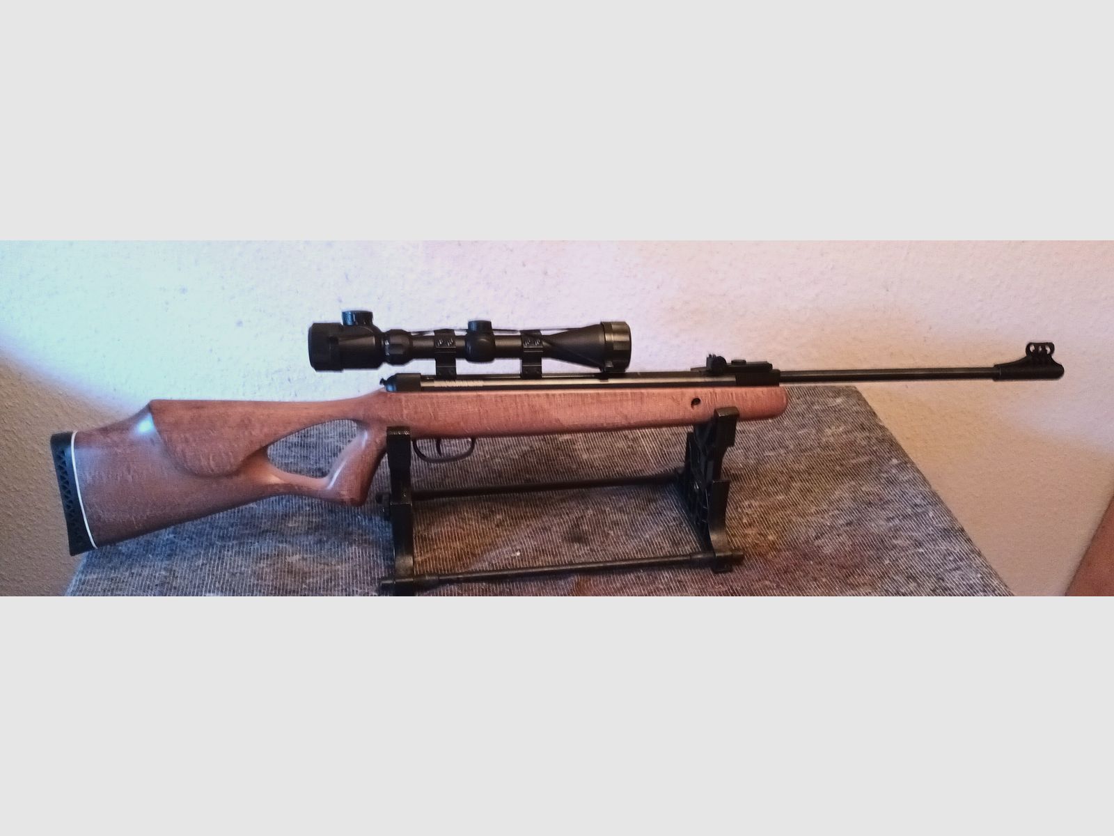 DIANA    zweihundertfünfzig      NEUWERTIG