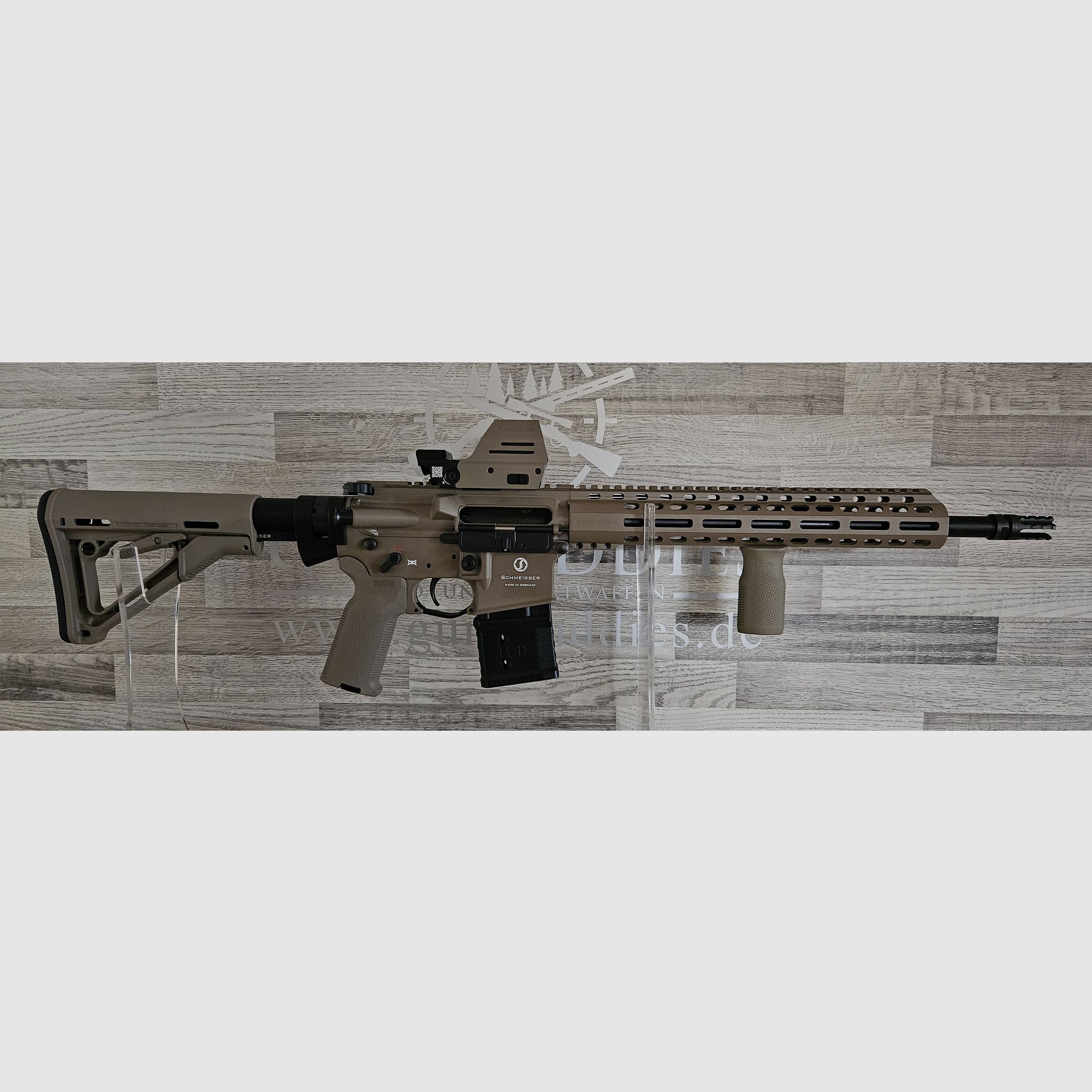Schmeisser AR15 M4FL 14.5" FDE special model MAGPUL cal. .223Rem with optics - including shipping costs - new goods from specialist trade -