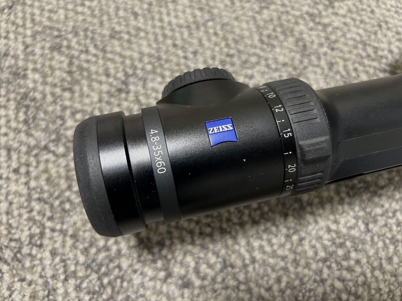 Zeiss Victory V8 4,8-35x60