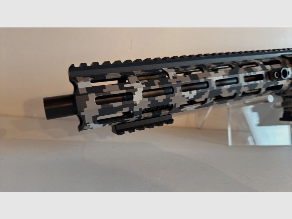 Dynamic Arms Research GmbH DAR-10 Short Hunter w tym powłoka DIGIPRINT .308Win