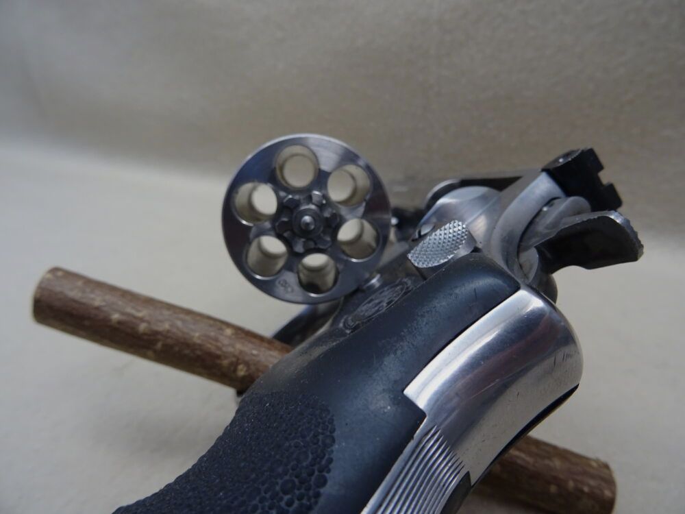 Smith & Wesson 686-4, Bild 2 von 3