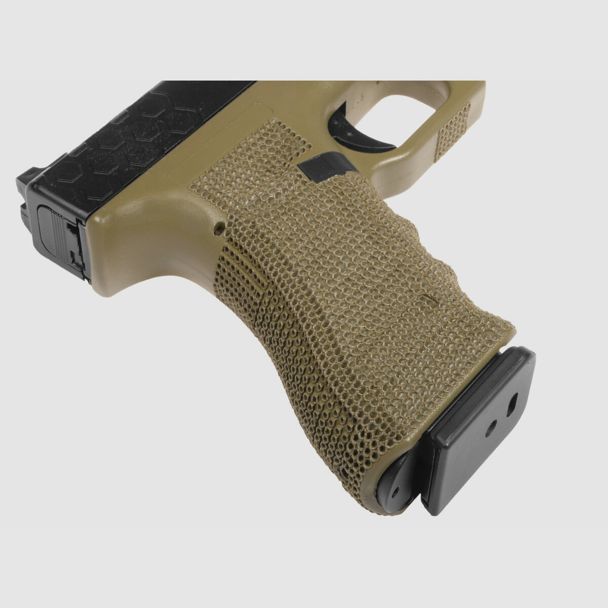 P03 GBB Airsoft Pistole in Oliv | Delta Armory
