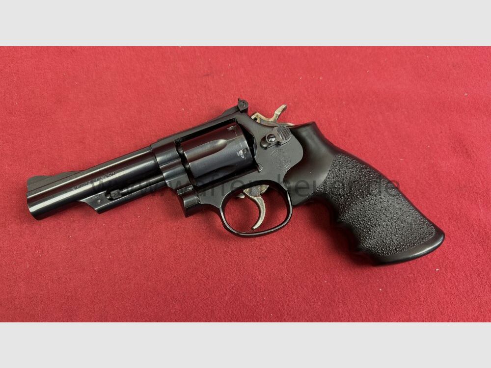 Smith & Wesson 19-4 Classic