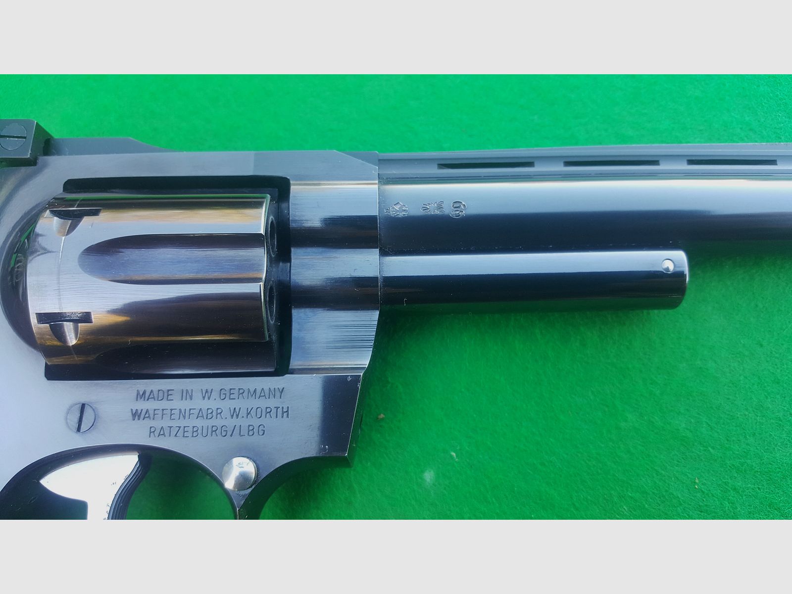 Korth Revolver  Cal. .22 LR   1973  6" Lauflänge