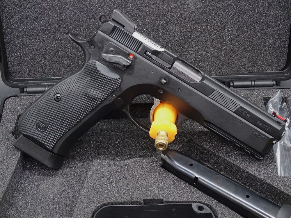 CZ 75 SP 01 Shadow Kaliber 9mm Luger NEUWAFFE 75 SP 01 Shadow