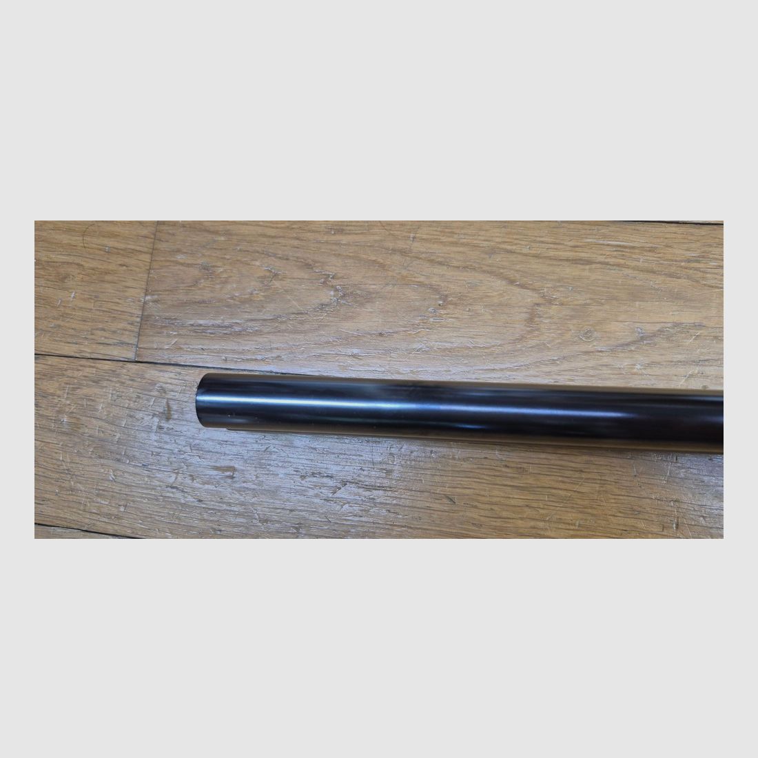 Wunderschöne Flinte Robust Modell Nr. 246 – Manufrance Saint-Étienne – Kal. 16/70 – Waffe um 1952/1954 (!) – 100% Jaspage und Gravuren – Spiegel-Lauf, quasi nie geschossen – Vollständige Originalverpackung (Garantie, Handbuch, Prüfungszertifikat) – Zustand nahe neuwertig für diese 72 Jahre! – Fast museales Stück – TBE+++, Bild 40 von 56