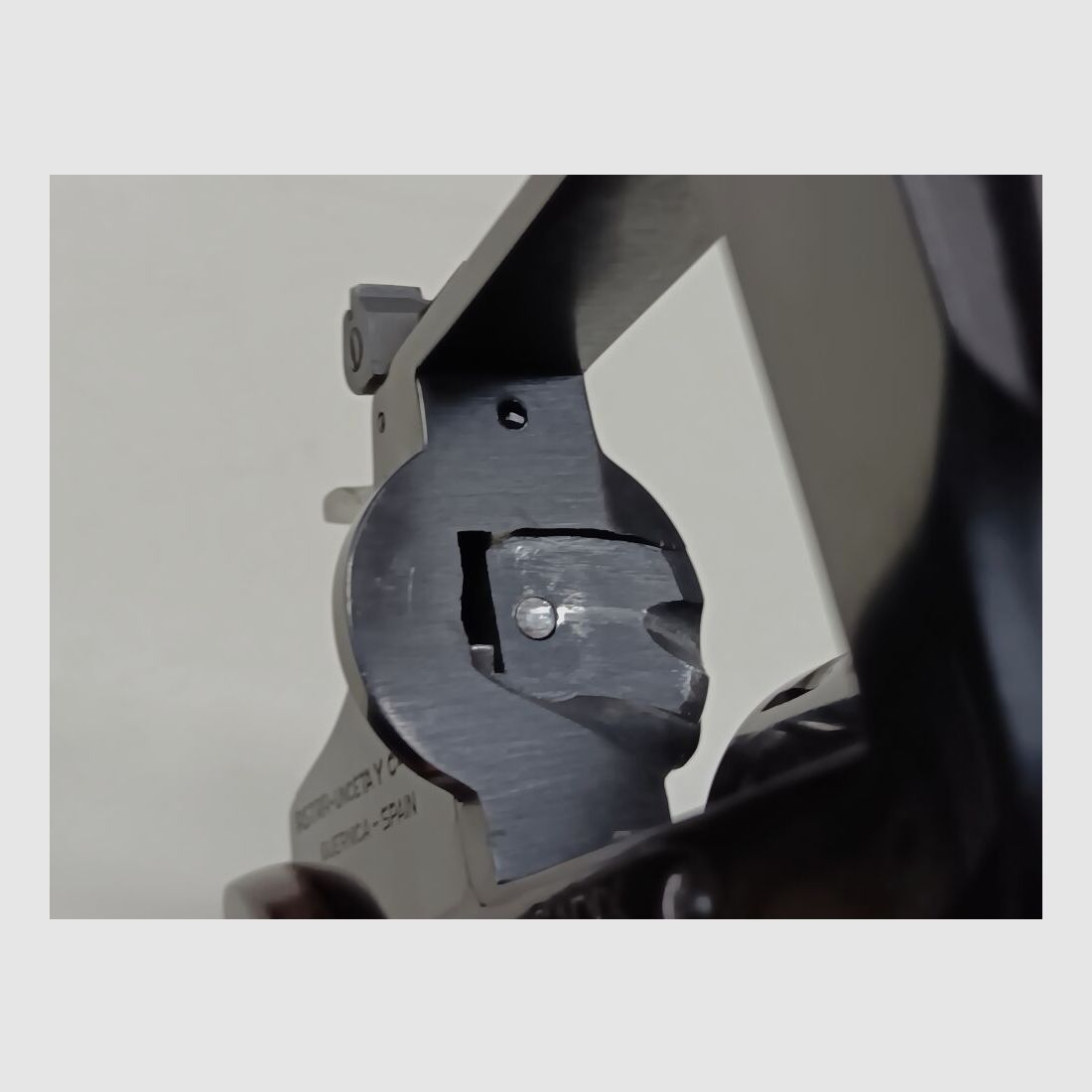 Astra Unceta - Guernica Spain Cadix