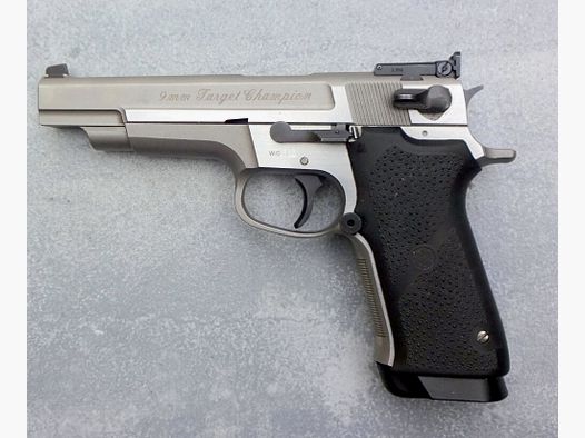 SMITH & WESSON TARGET CHAMPION Pistole