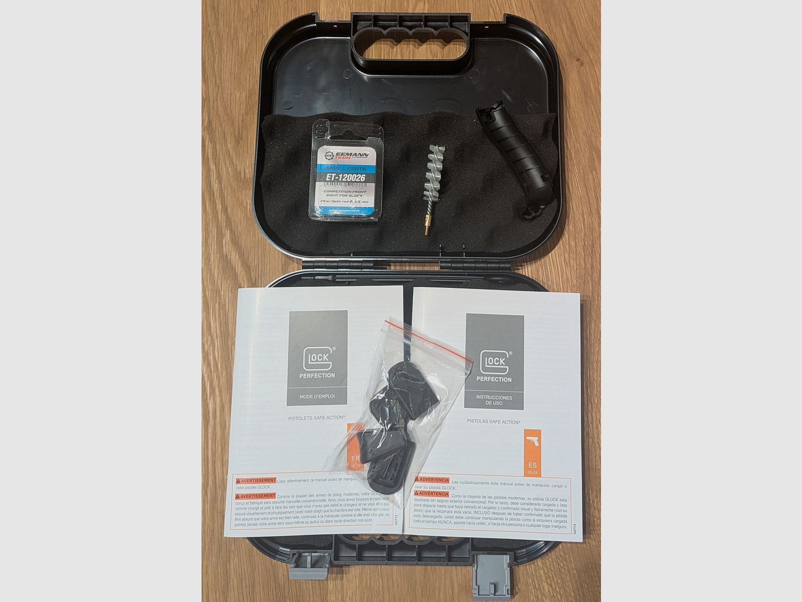 Glock 17 Gen 5 MOS + 4 Magazine + Holster