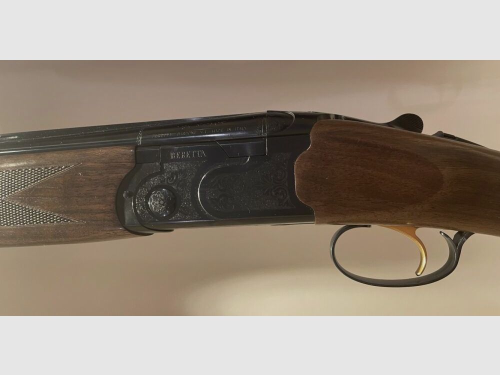 BERETTA 686 PALOMA PLATA 1 NEGRA Caza - Versión zurda (Longitud del cañón 71 cm)