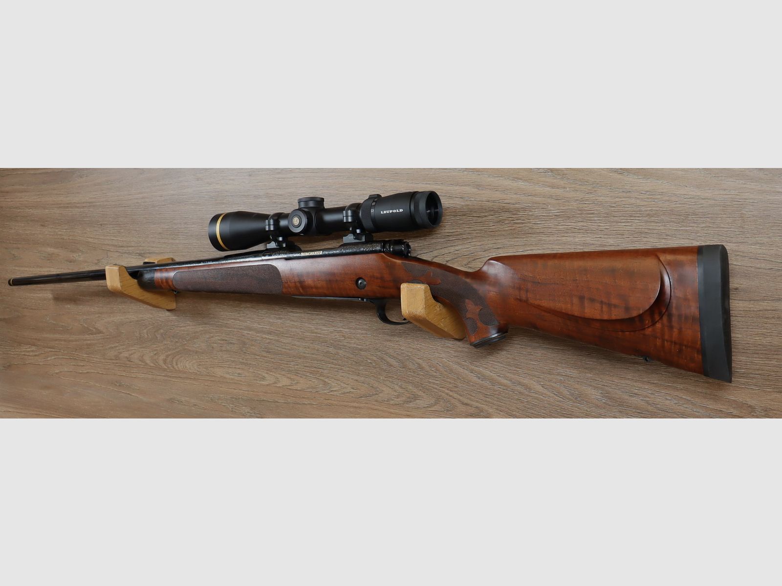 70-Pré 64 met Leupold richtkijker, afbeelding 2 van 7