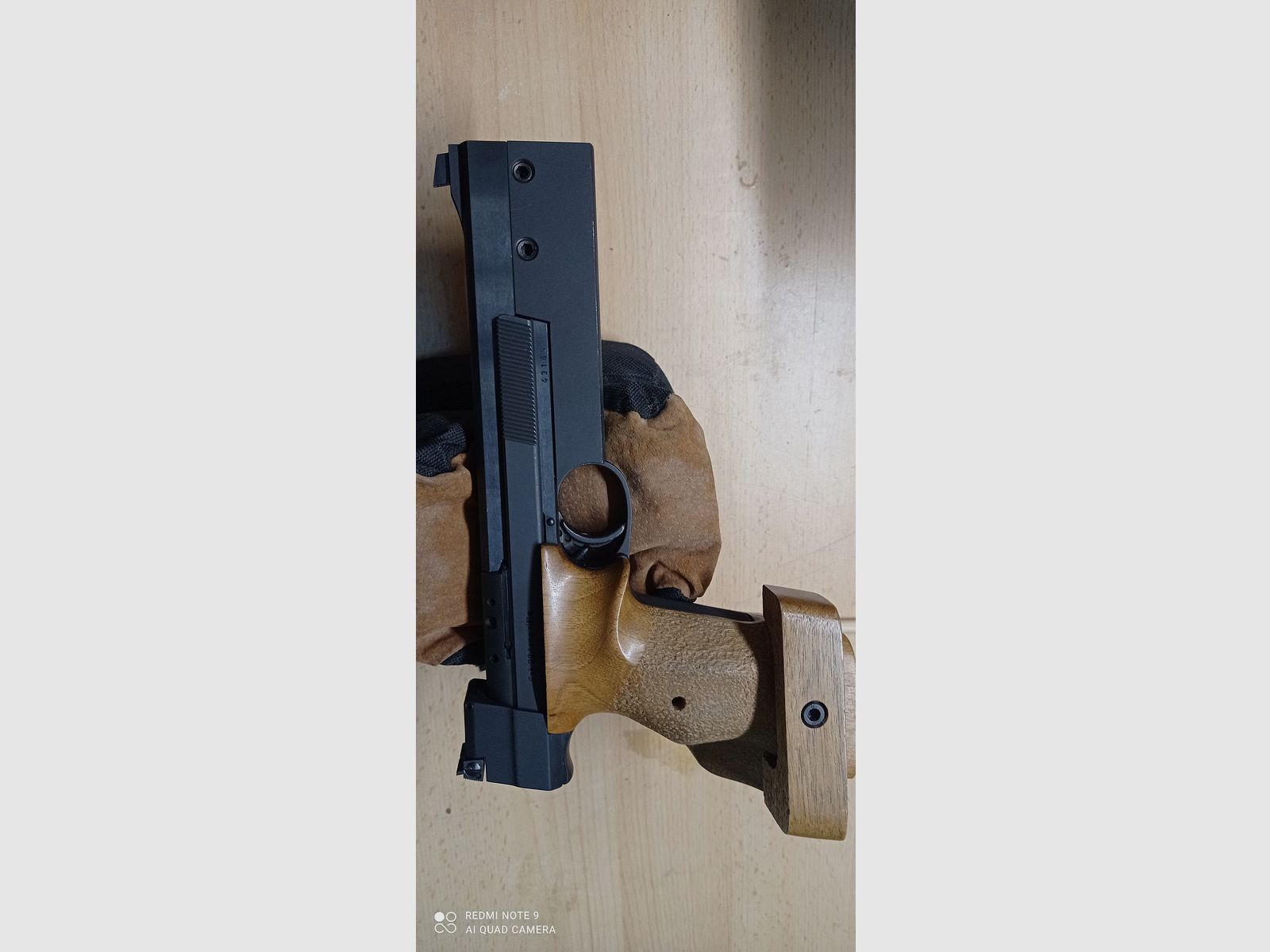 Semi-automatic pistol Hämmerli 208 including barrel weight