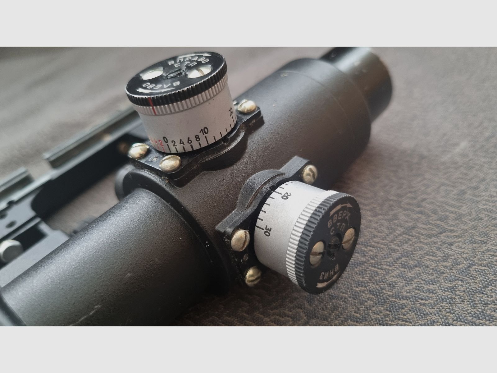 Collimatore russo BelOMO PK-AV per AK74 Kalaschnikow, Dragunow +++ Telescopio mirino con punto rosso URSS +++