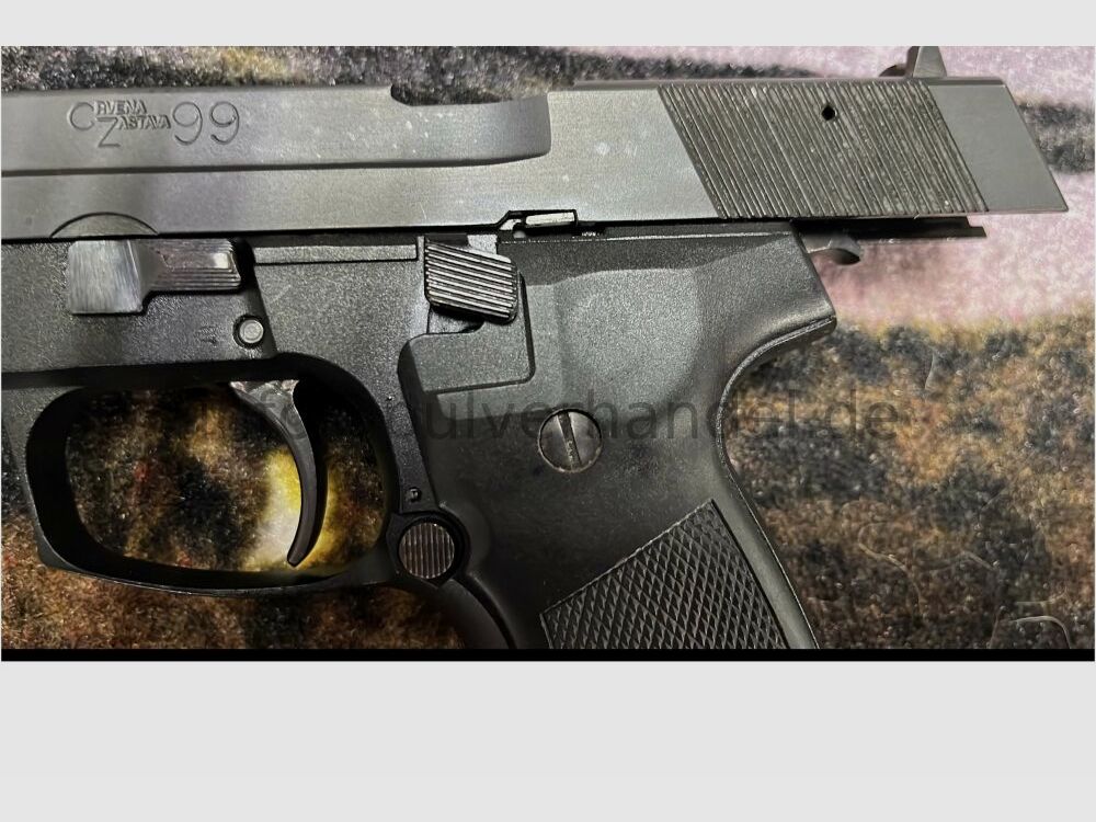 Zastava CZ 99 CZ 99 in 9mmLuger, similar to Sig P226