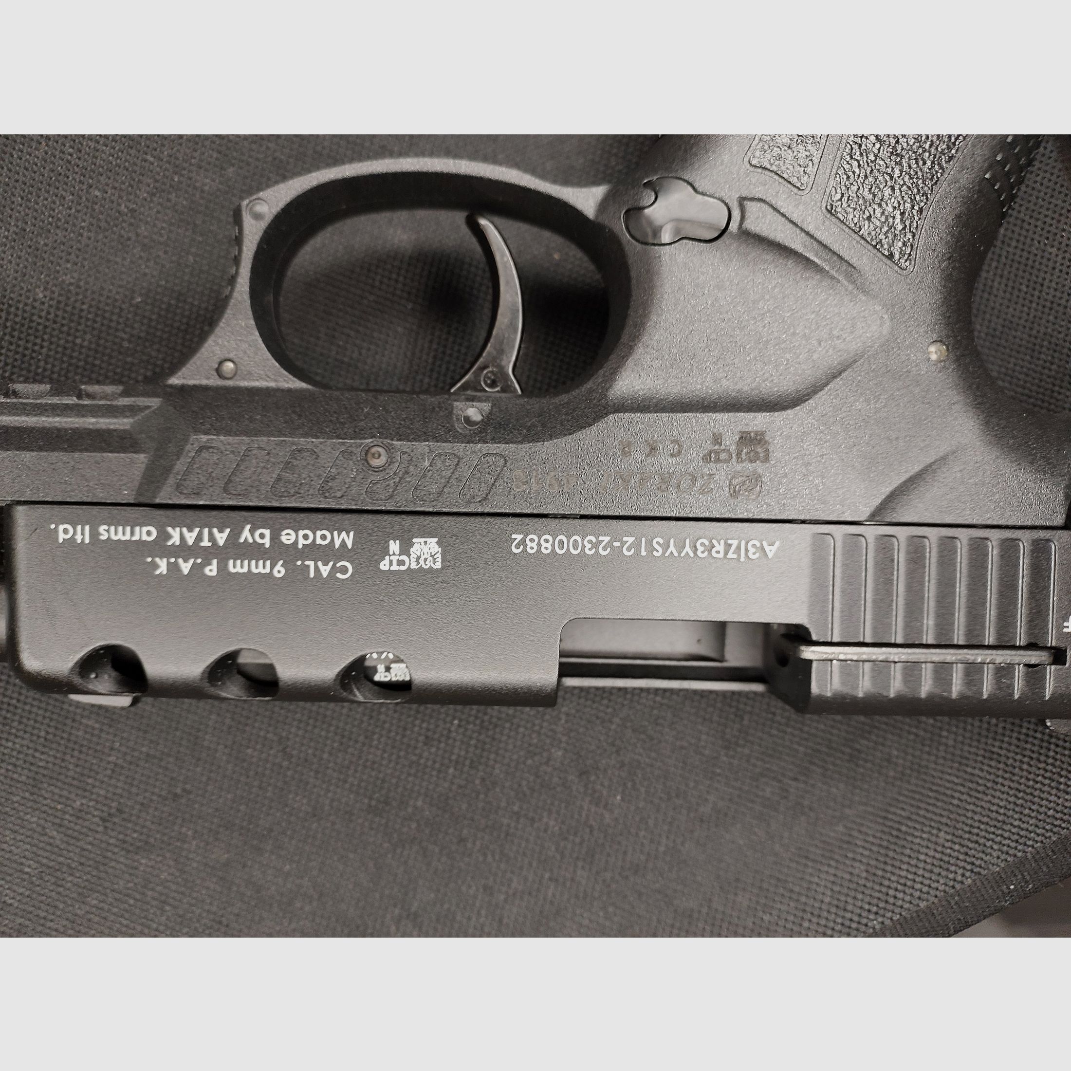 Zoraki 4918 Schreckschuspistole Kal. 9mm P.A.K. (PTB 1110) schwarz - neu!