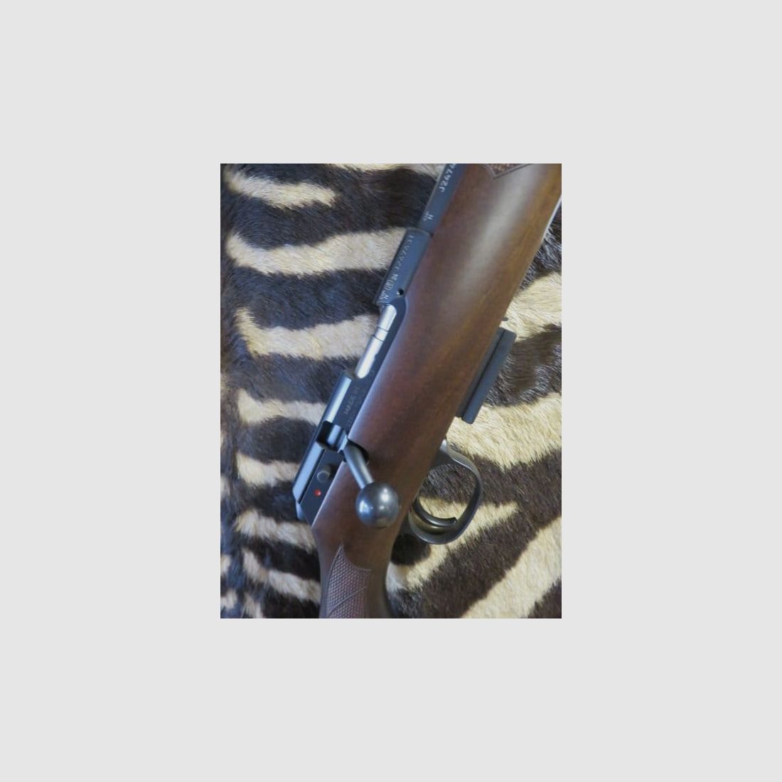 CZ 457 Luxe Repetierbüchse Kal.17HMR Lauf 63 cm gewinde 1/2×20, Bild 5 von 10