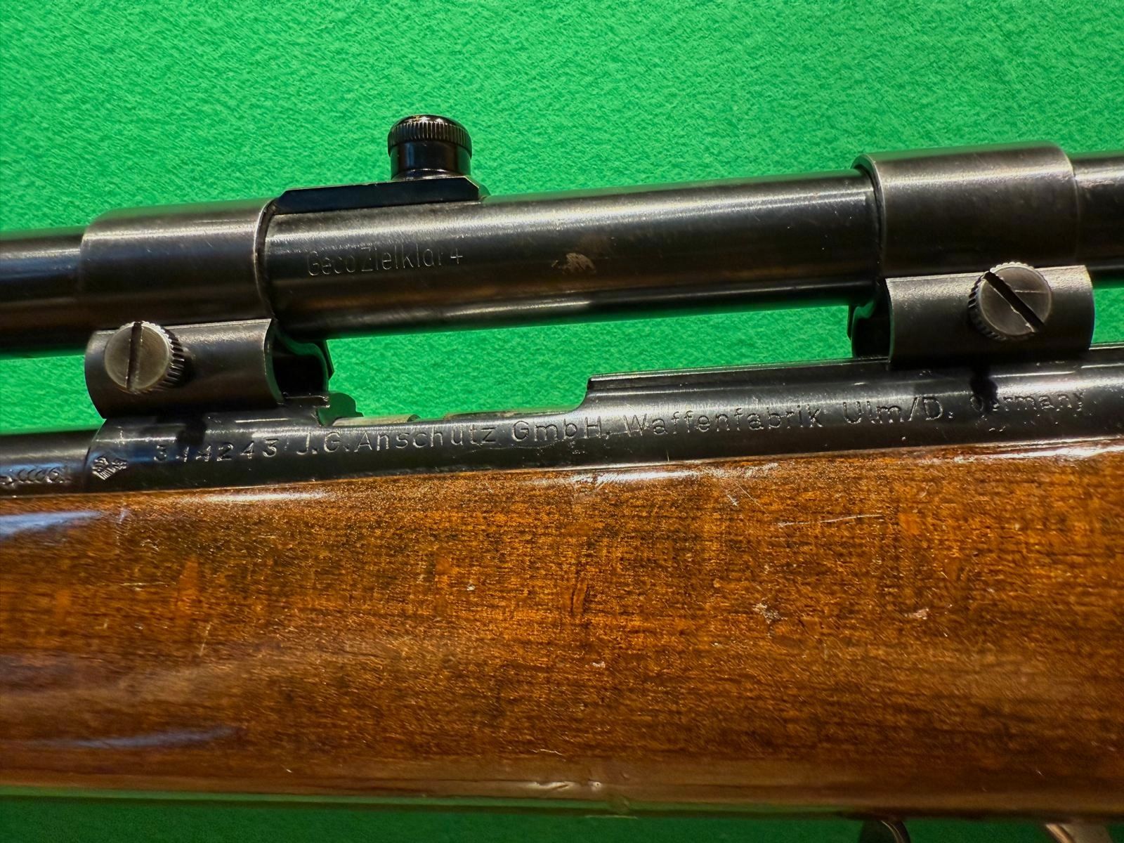 Rifle de repetición de calibre .22lr Anschütz