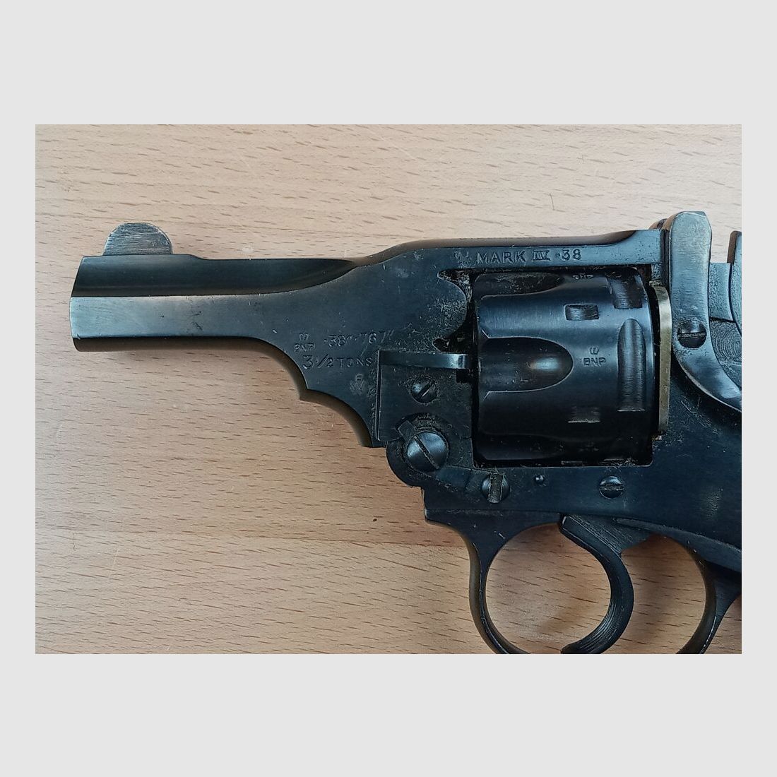 Webley Mark IV