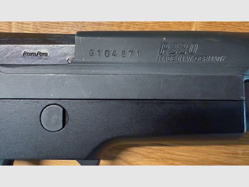 Sig Sauer Eckernförde P 220