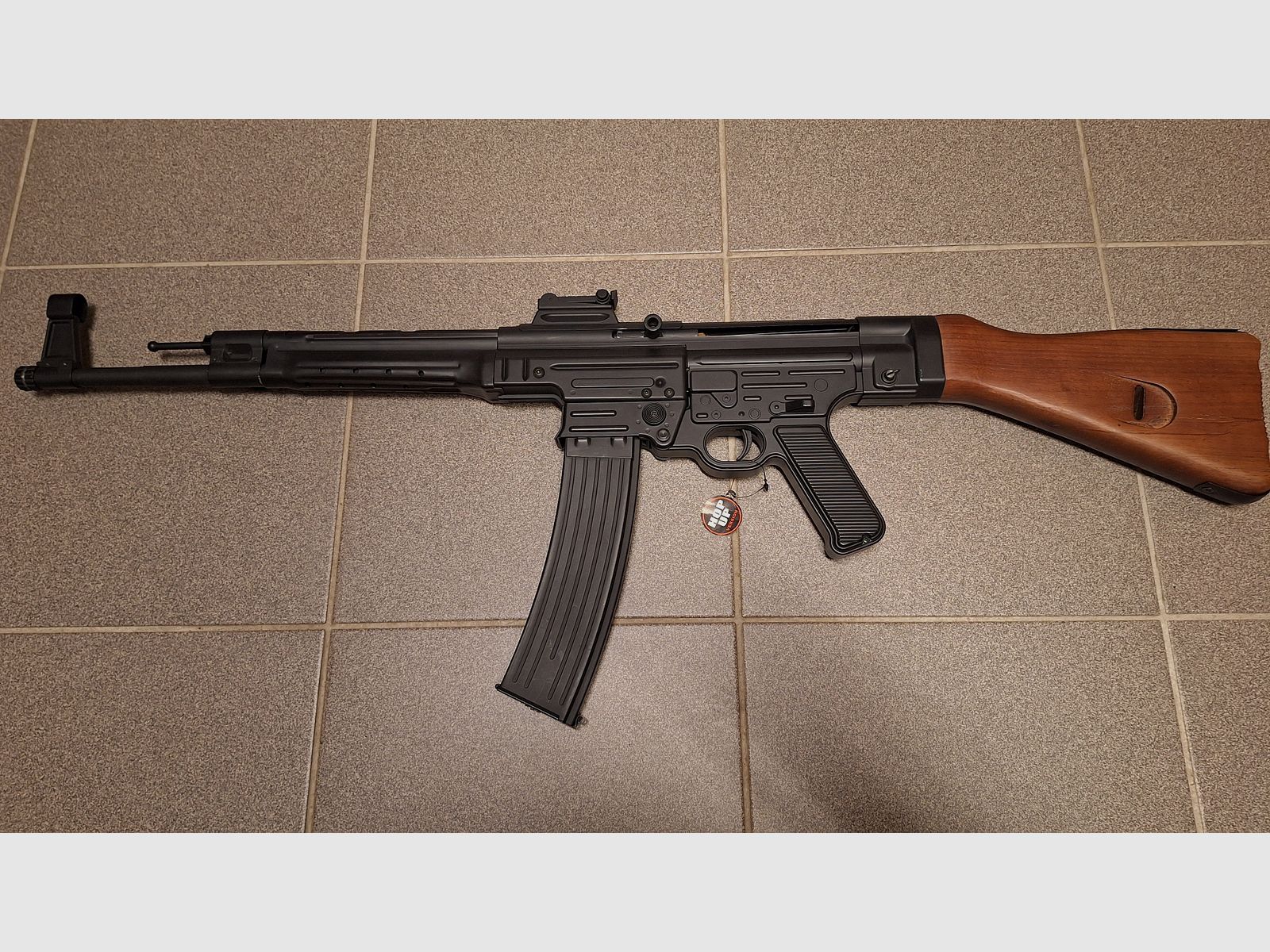 StG 44 Airsoft Sturmgewehr Vollmetall Echtholz S-AEG 6mm BB schwarz-NEU!