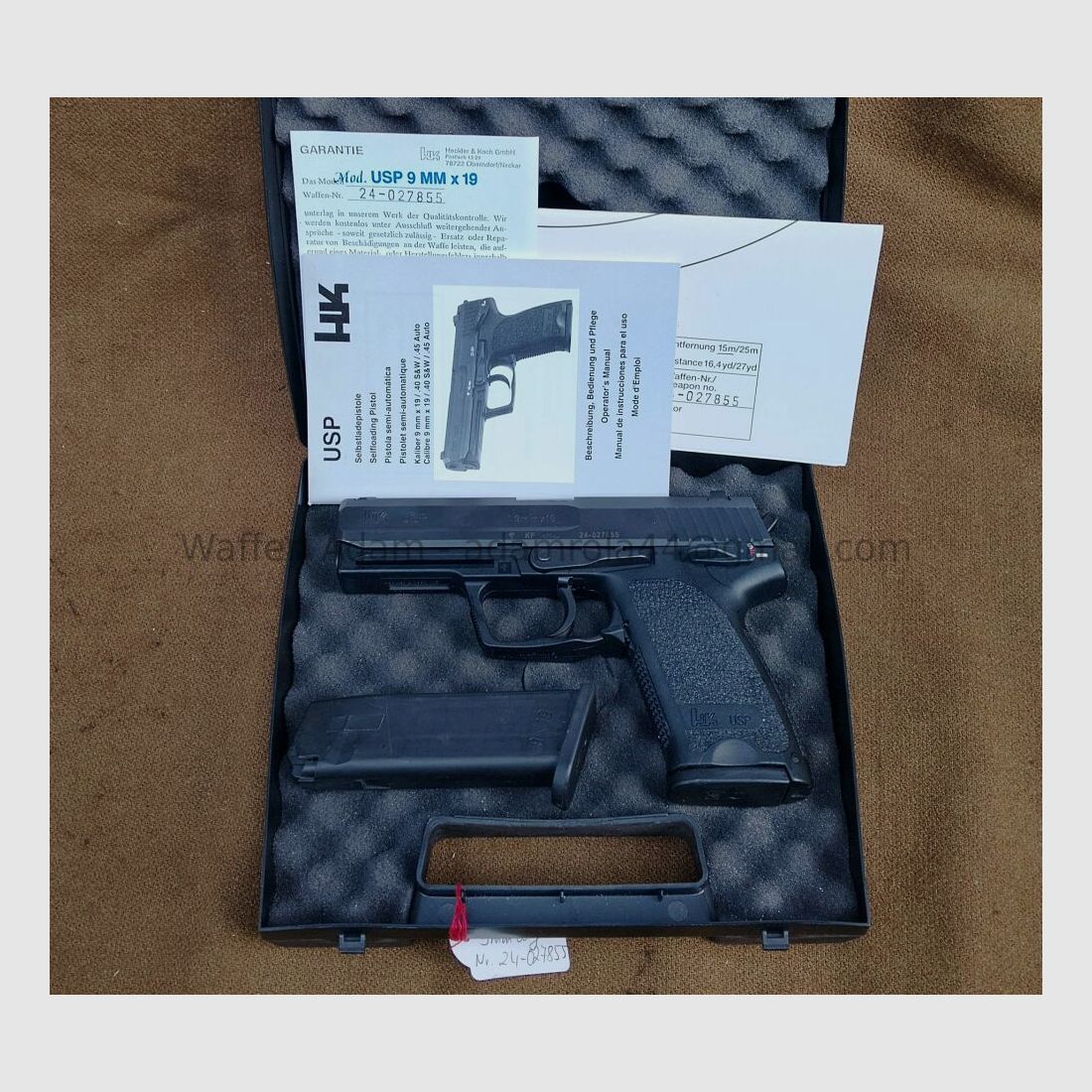 Hecker & Koch USP - boxed