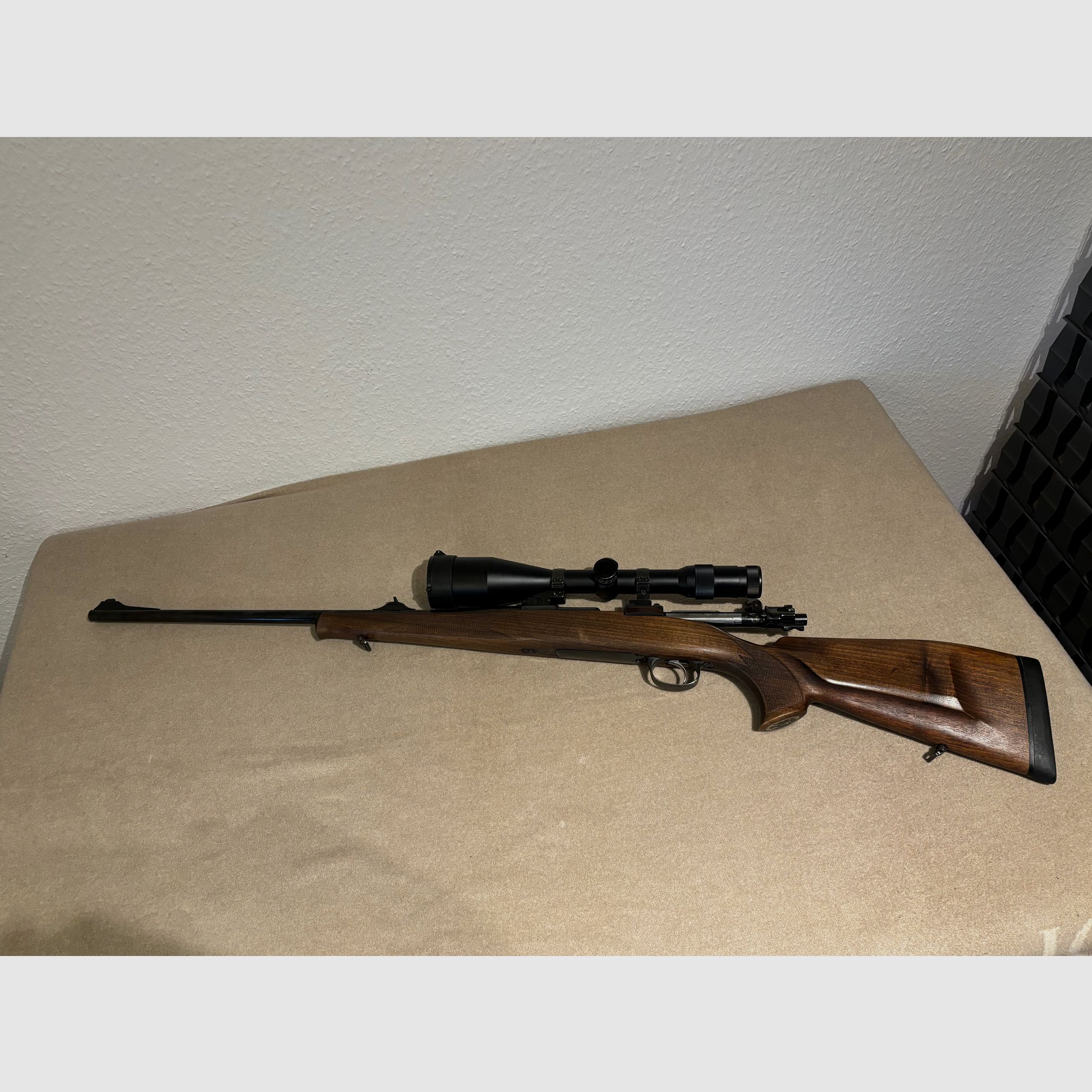 Mauser M98 repeater 9.3x62 with Docter optics