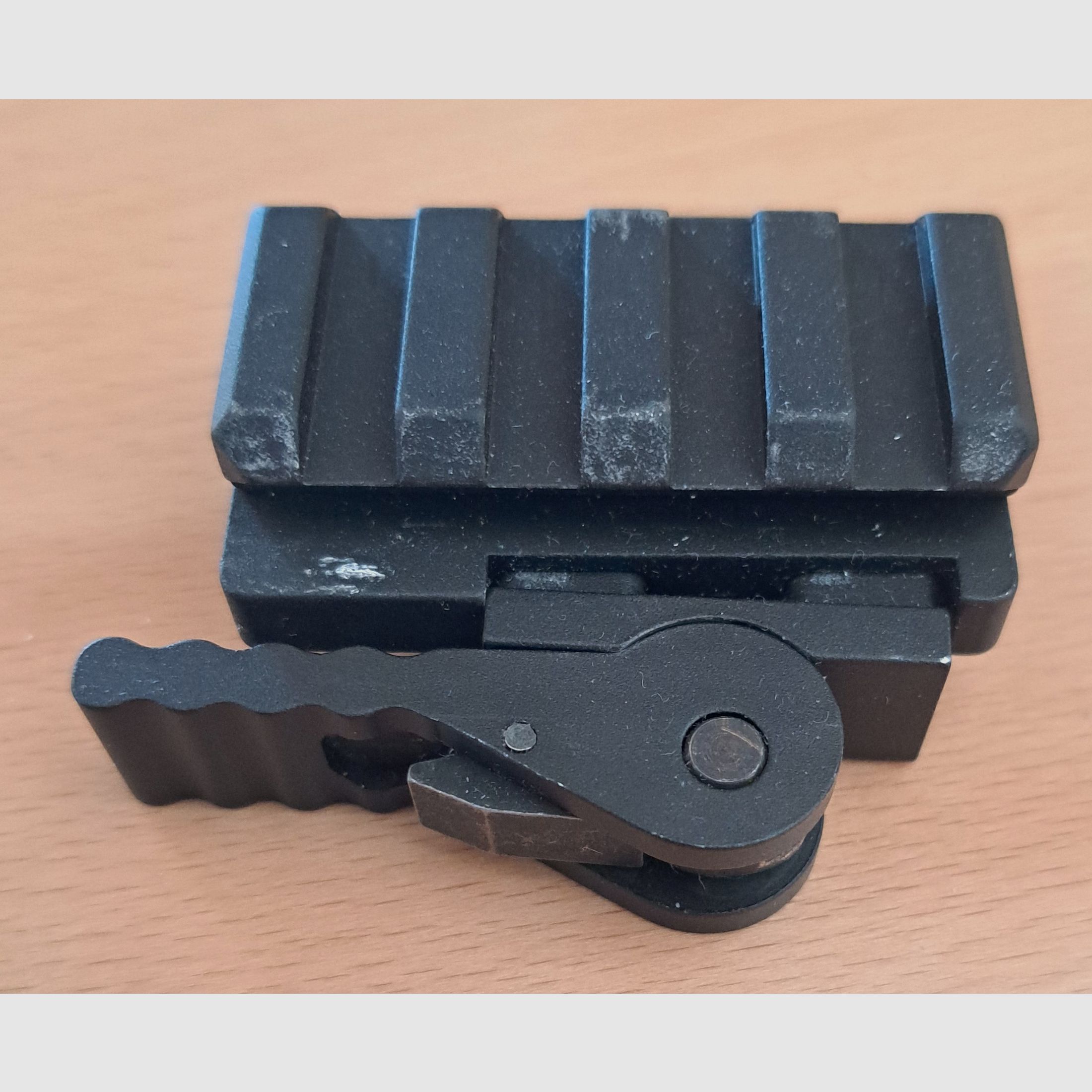 Aumento Picatinny per Softair Amrbrust con montaggio rapido