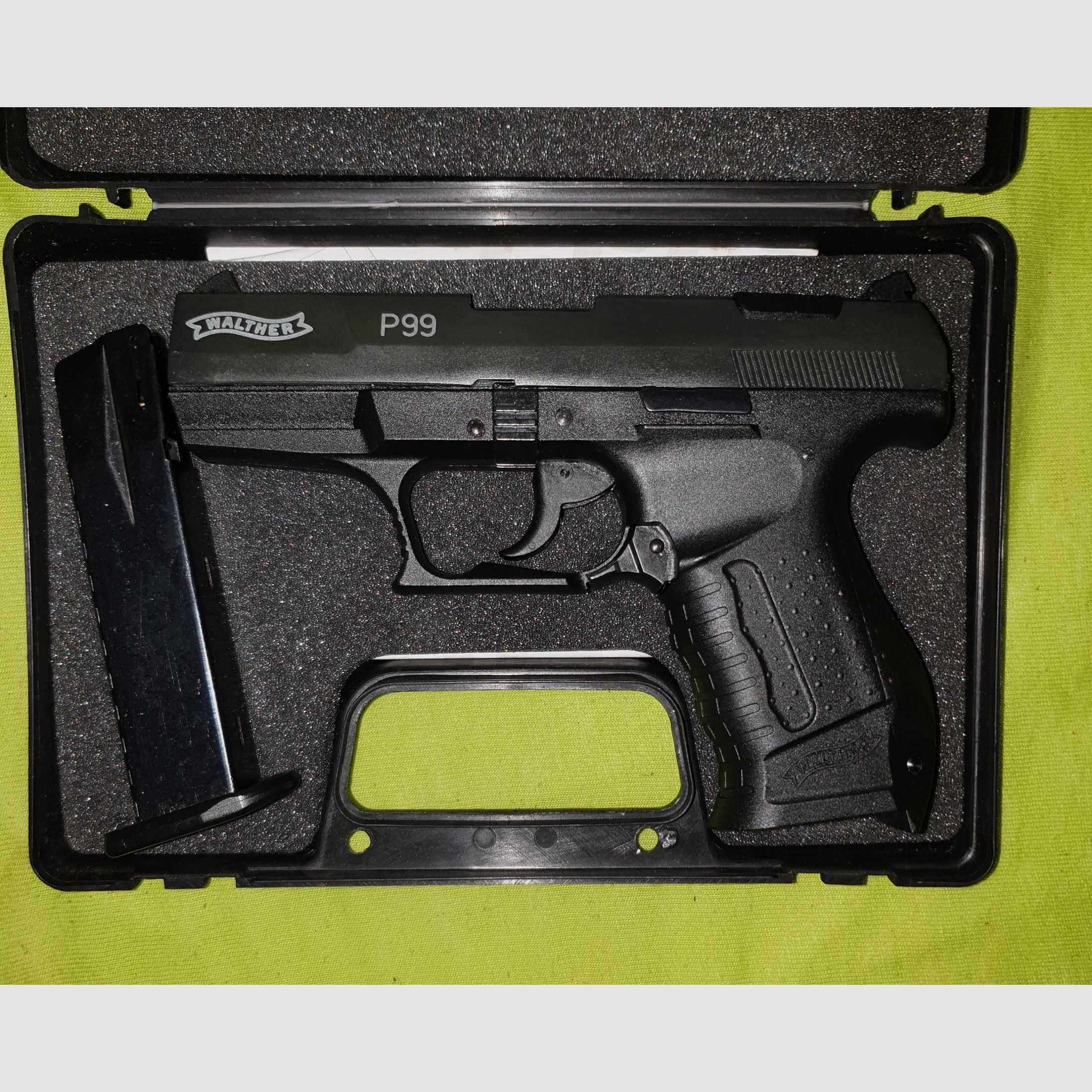 Neu! Walther P99 in schwarz , Bild 2 von 3