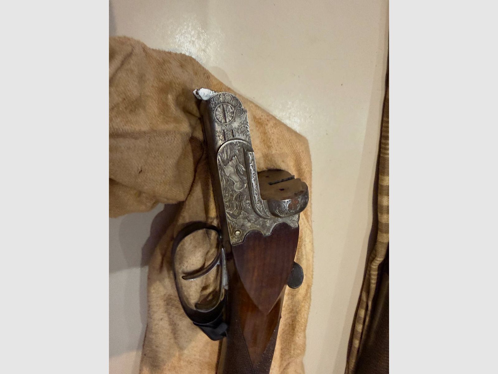 Double barrel Franz Sodia Ferlach cal.12/70 Ejector – Engraved – With original certificate 1950 + case