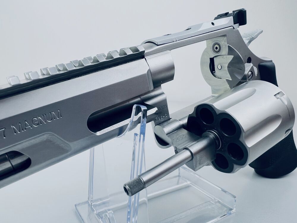 Smith & Wesson Modèle 686-6 Champion Universel