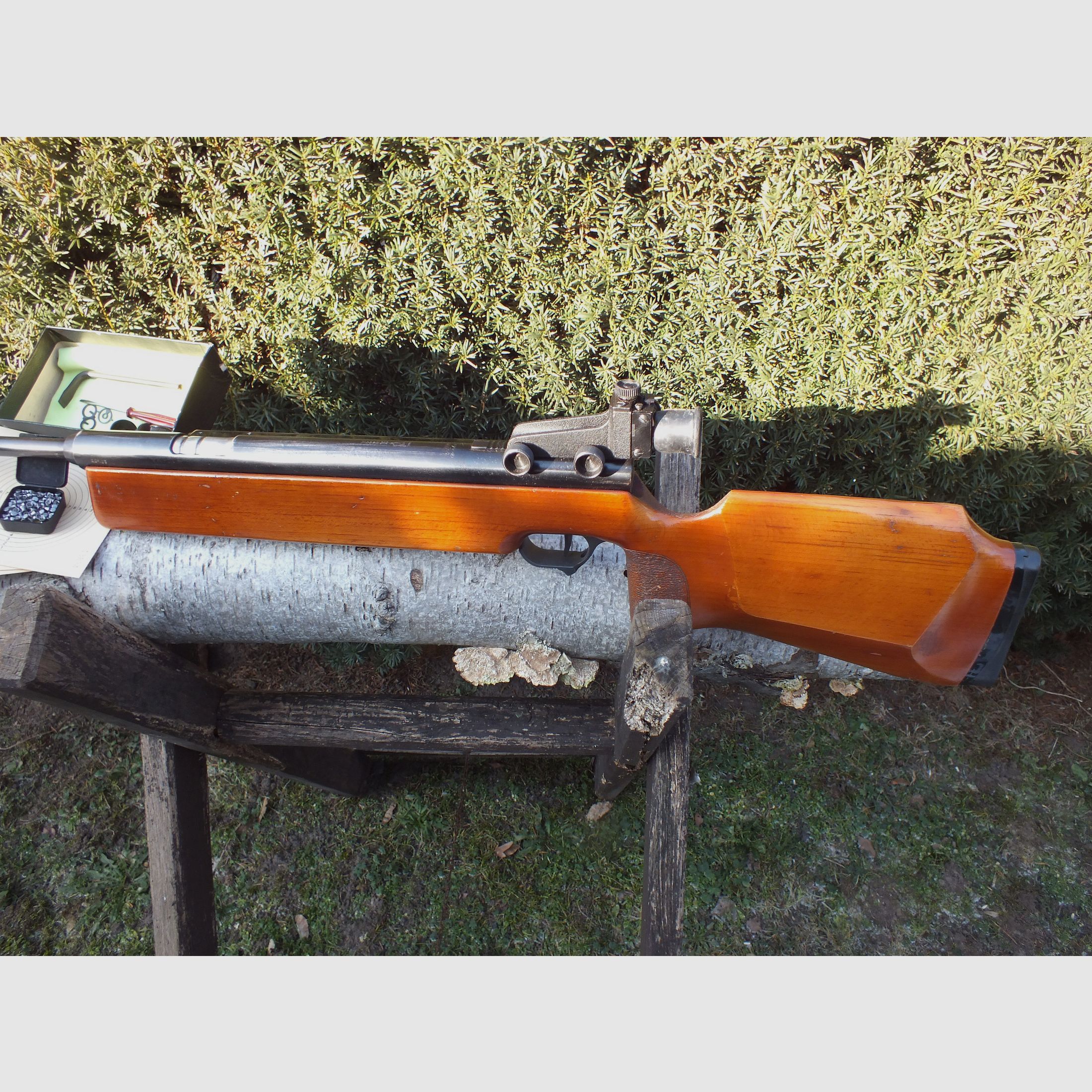 DDR-Luftdruckgewehr Haenel 312, Seitenspanner