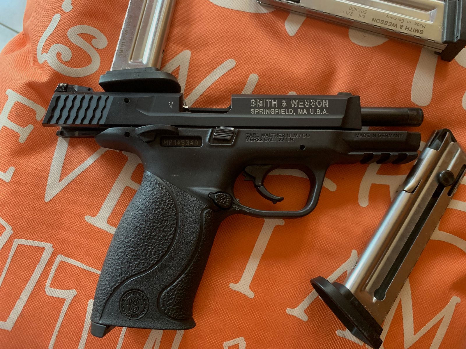 S&W MP22