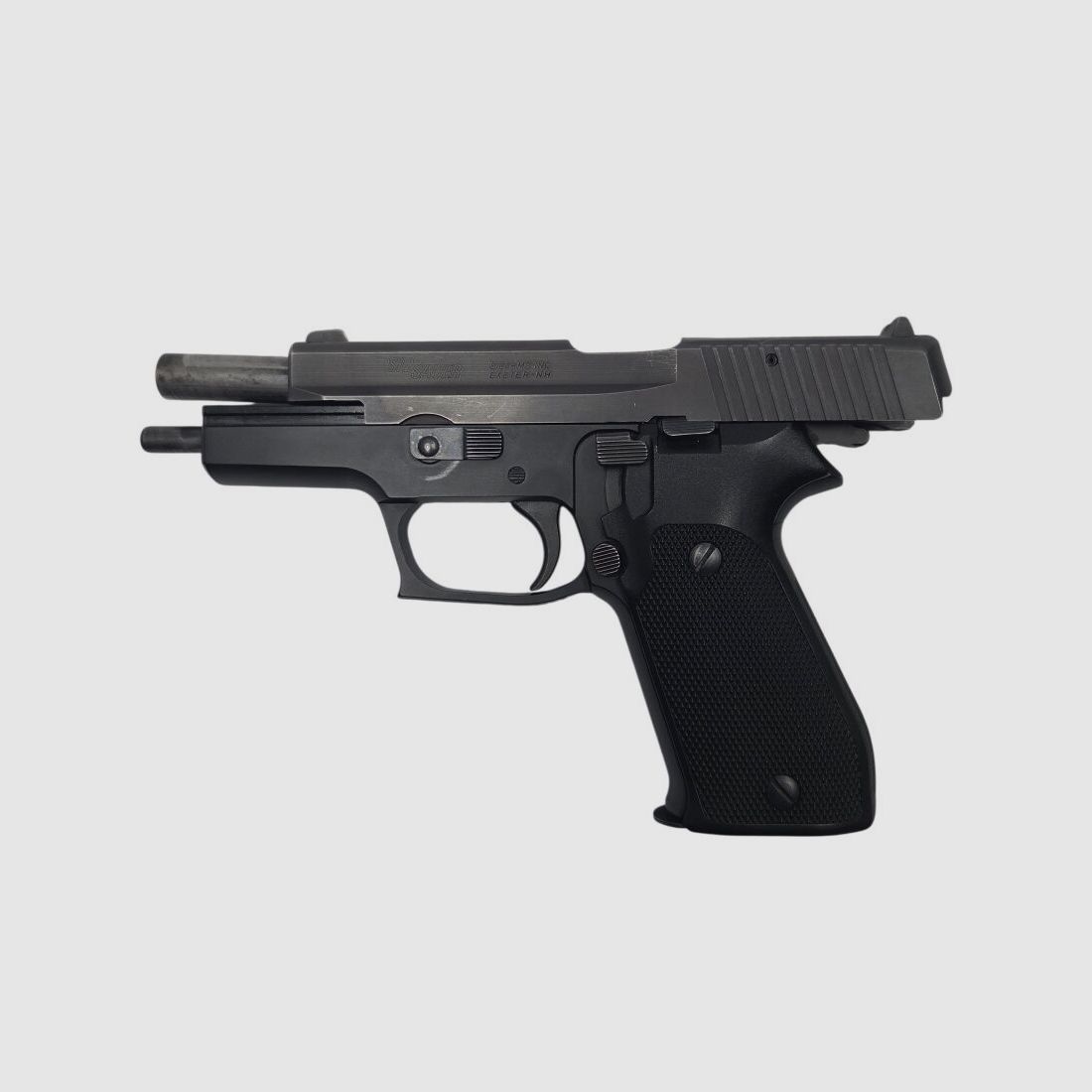 Sig Sauer P220