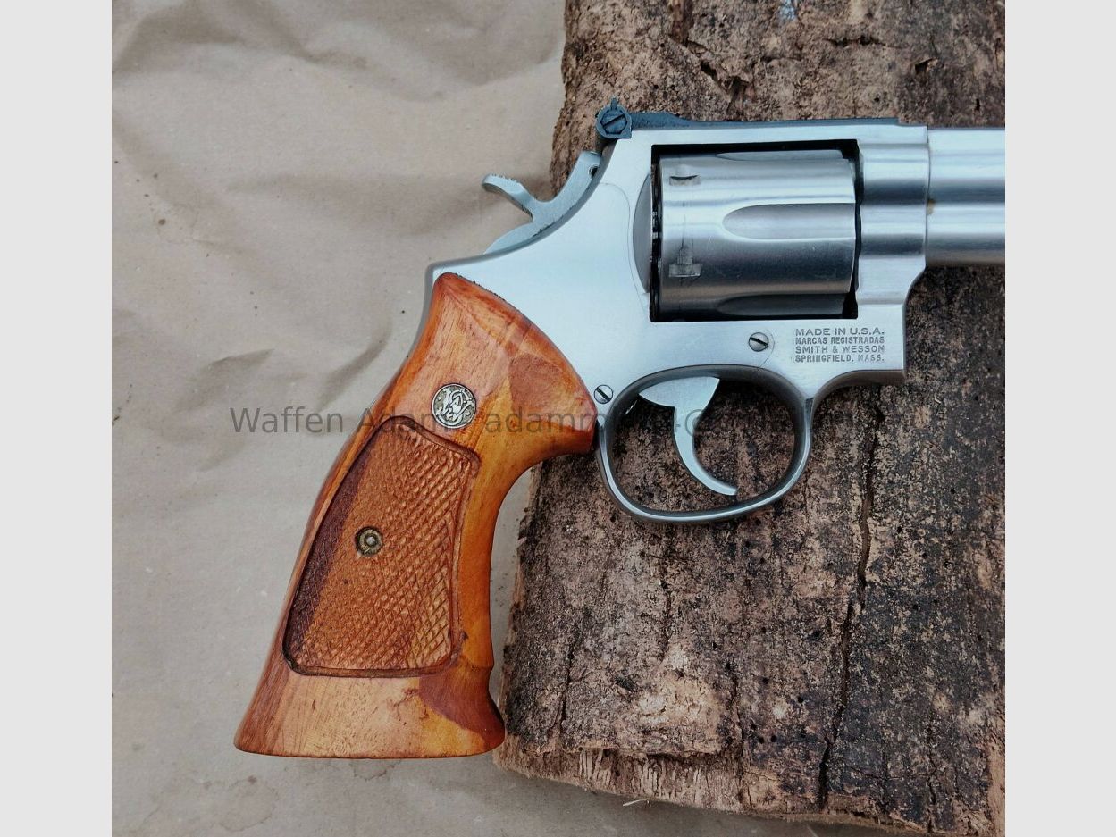 Smith & Wesson Model 686