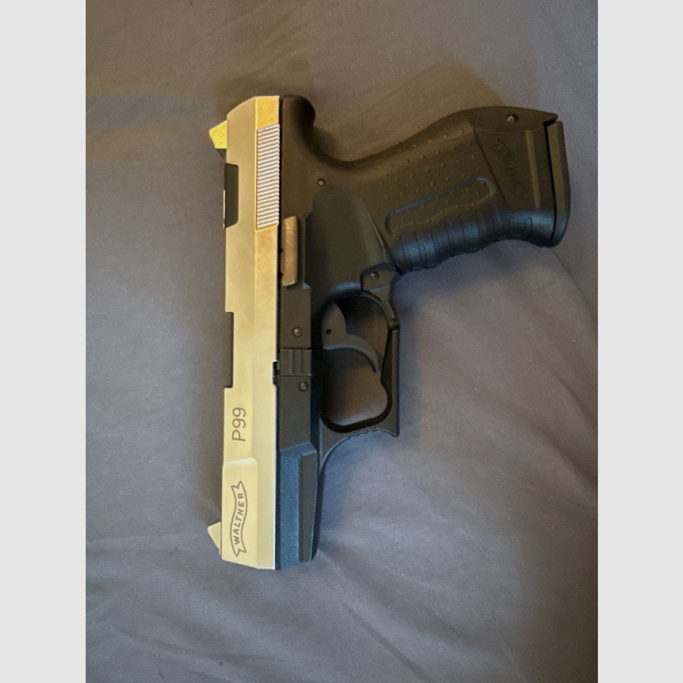 P99 Bicolor Schreckschuss P.A.K