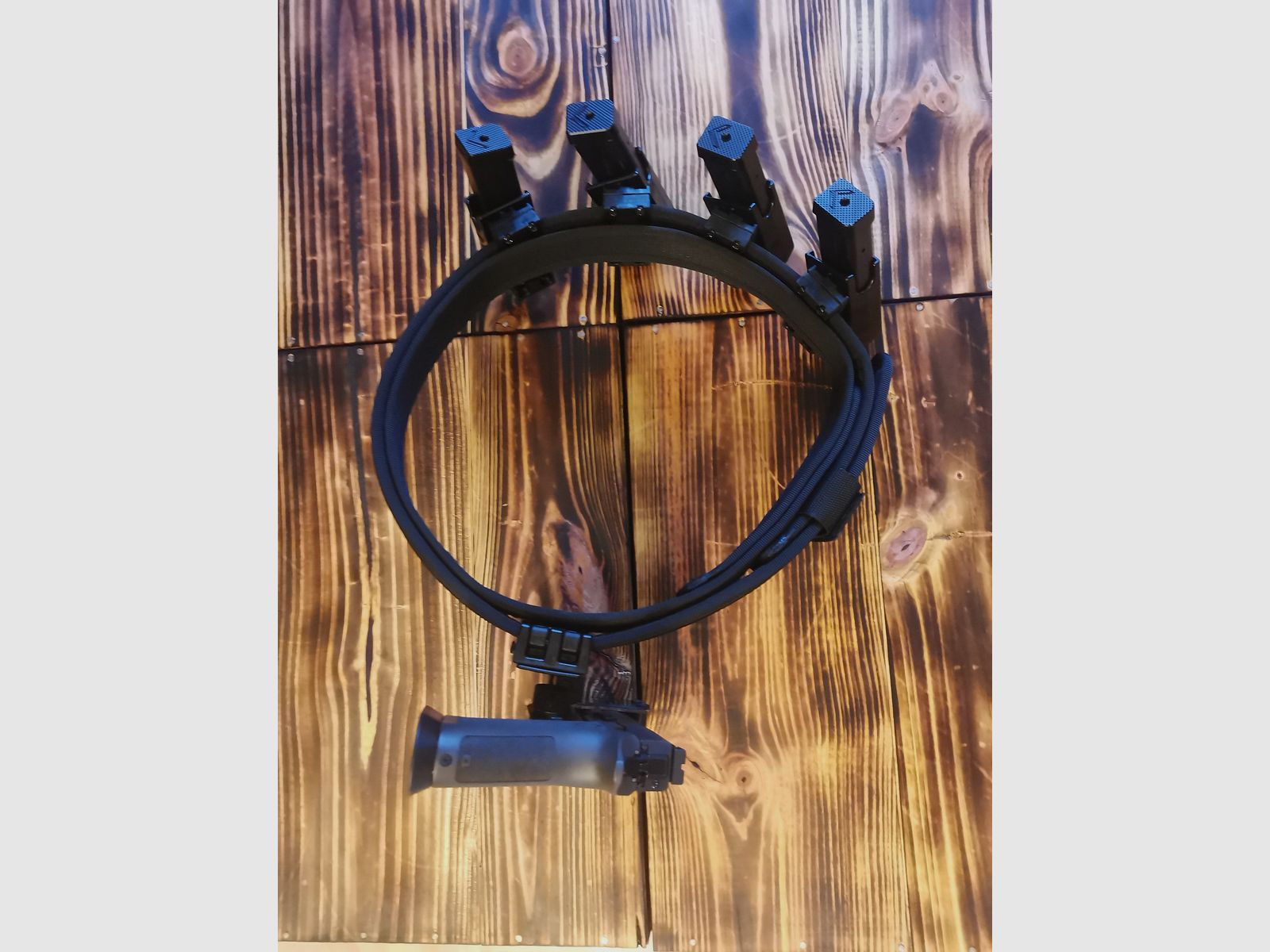 Conjunto de cinturón Ghost Hydra con 4 x cargadores IPSC CZ Shadow 2 TS2 Glock SigSauer X Beretta Tanfoglio